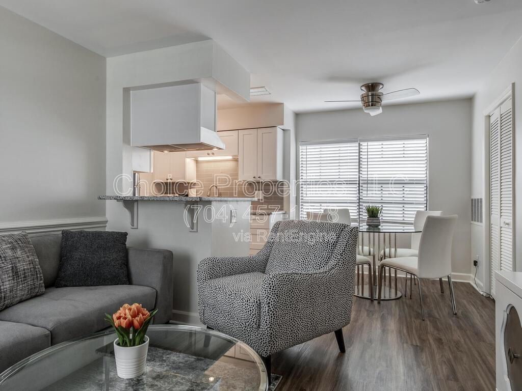 Enjoy living in the heart of Fourth Ward in Uptown Charlotte! property image