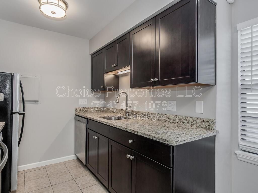 Enjoy living in the heart of Fourth Ward in Uptown Charlotte! property image