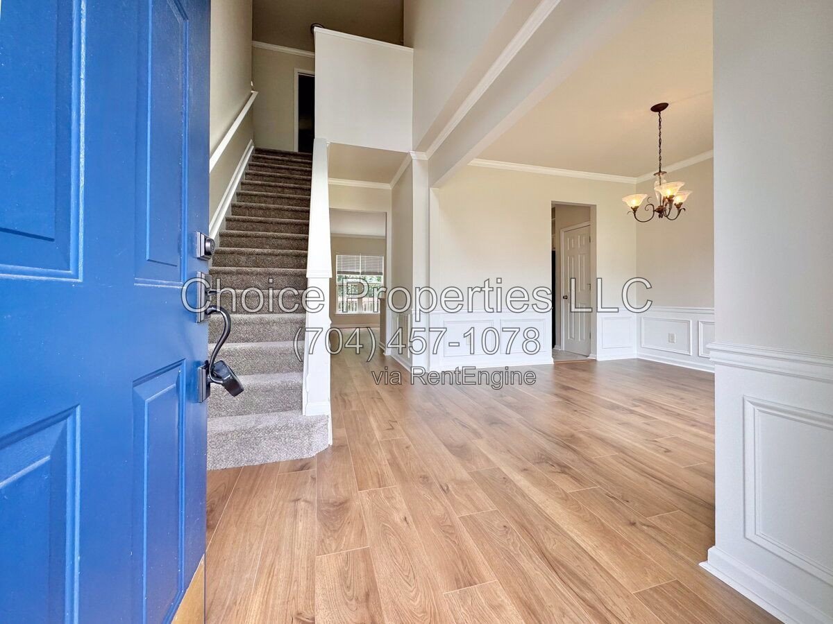 9148 Hillston Ridge in Melbourne. property image