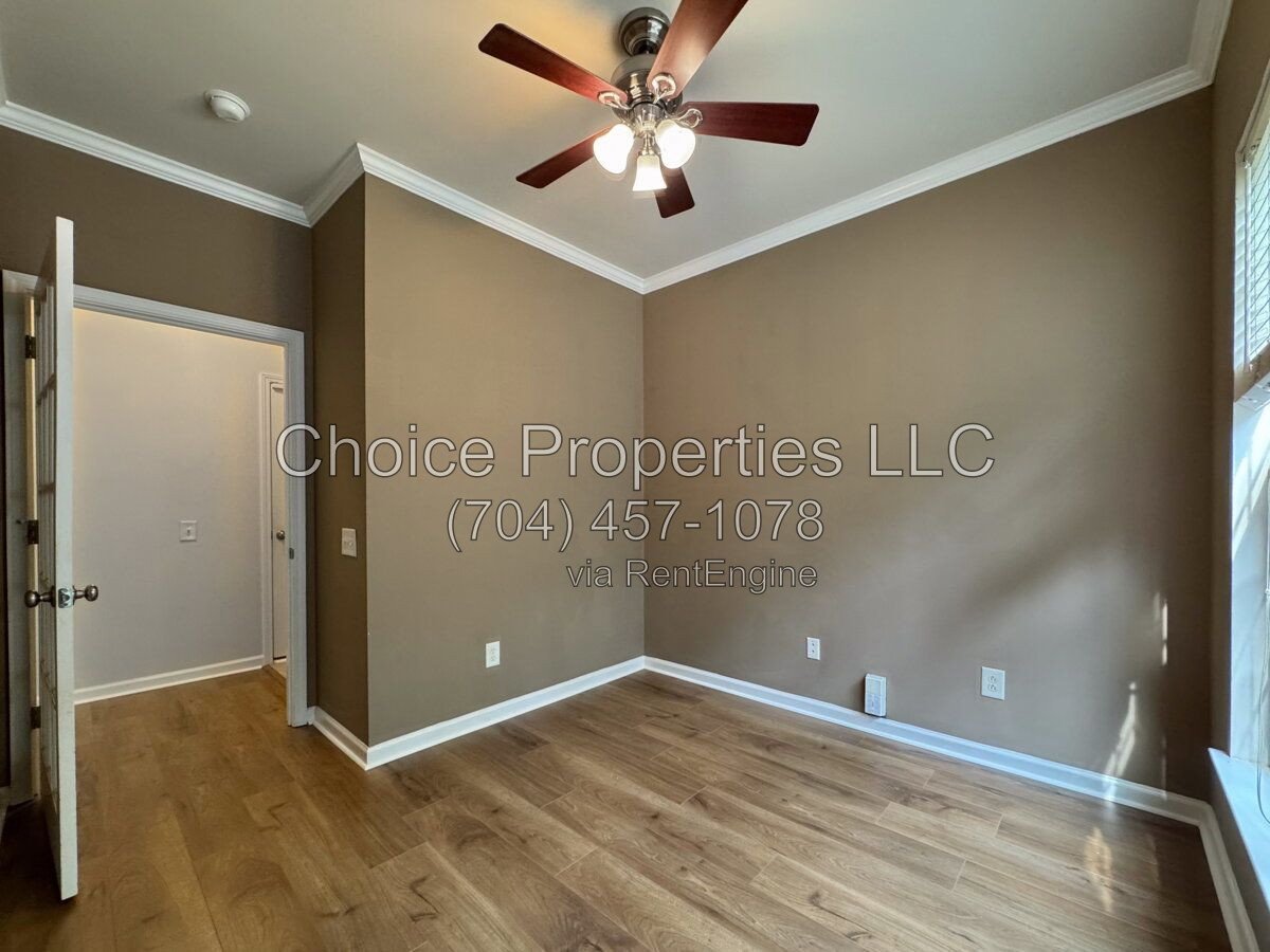 9148 Hillston Ridge in Melbourne. property image