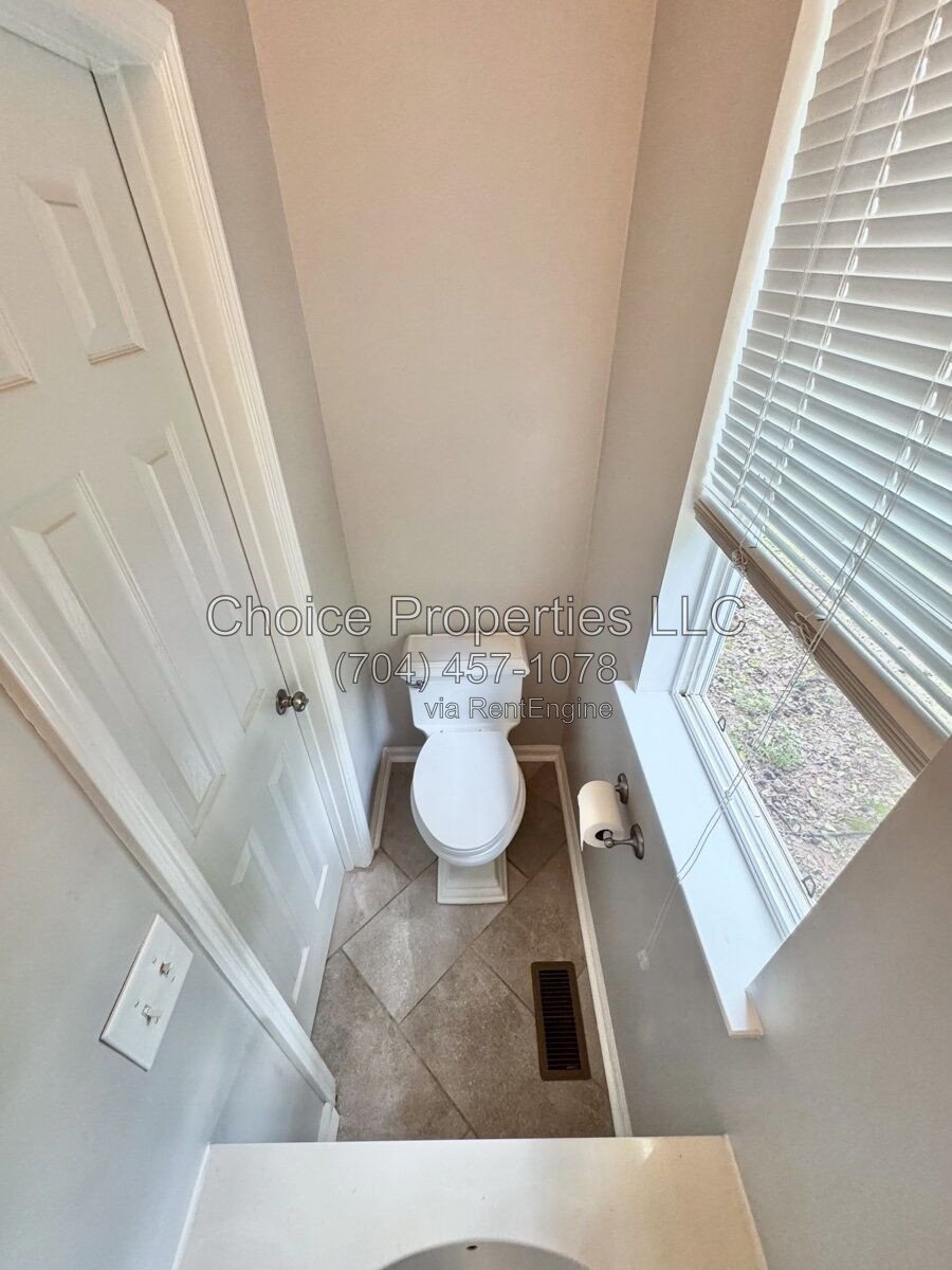 9148 Hillston Ridge in Melbourne. property image