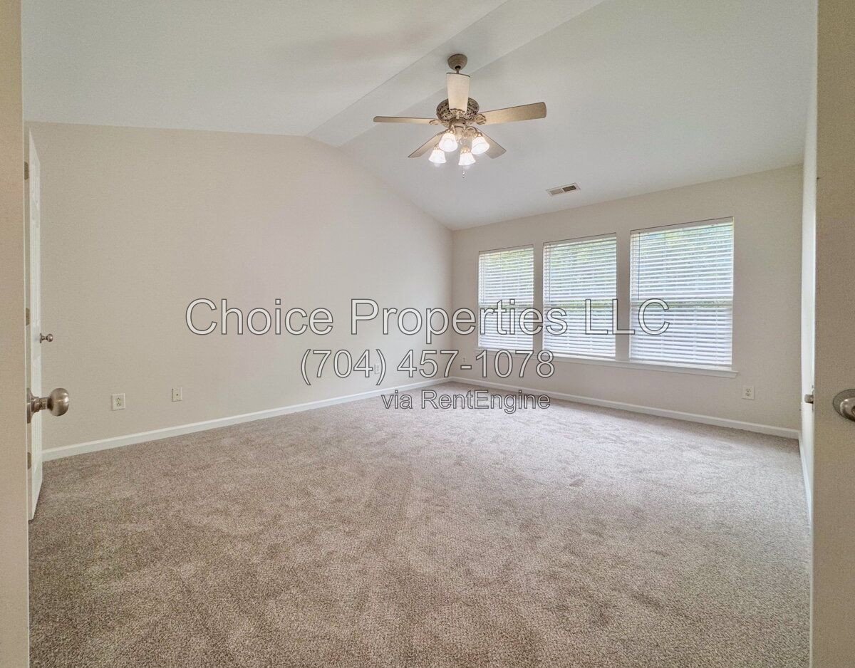 9148 Hillston Ridge in Melbourne. property image