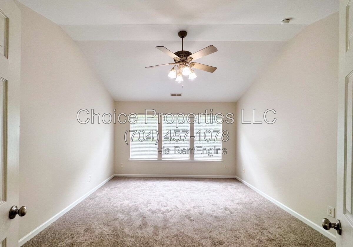 9148 Hillston Ridge in Melbourne. property image