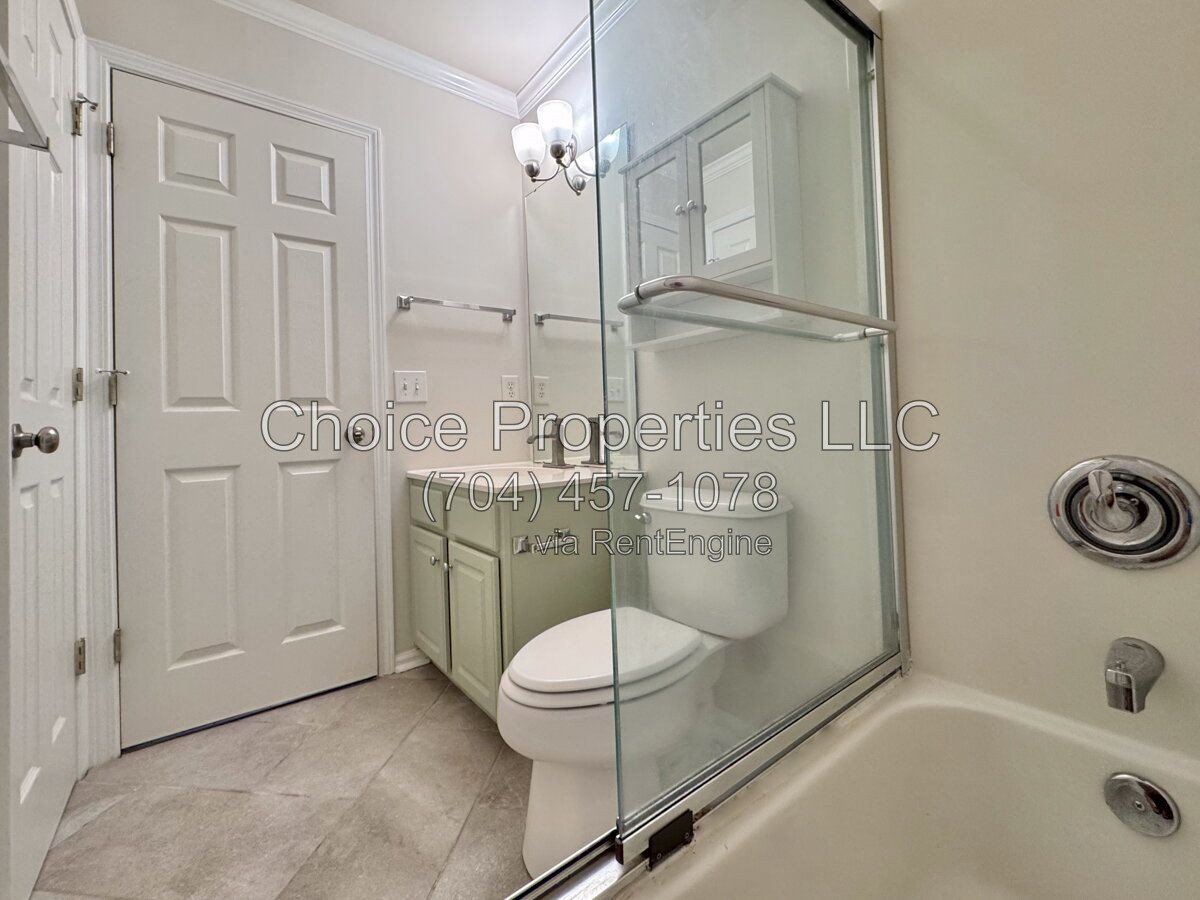 9148 Hillston Ridge in Melbourne. property image