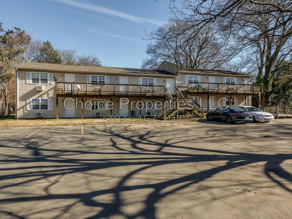 Super cute 1 bedroom, 1 bathroom, apartment in West Charlotte! property image