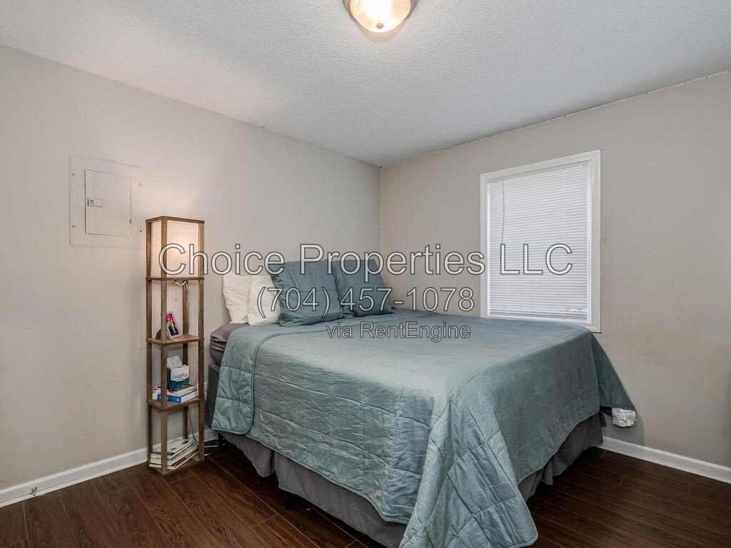 Super cute 1 bedroom, 1 bathroom, apartment in West Charlotte! property image