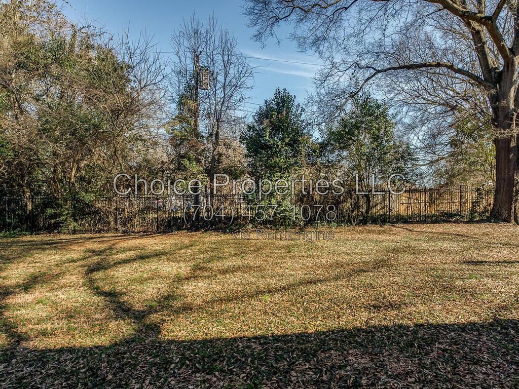 Super cute 1 bedroom, 1 bathroom, apartment in West Charlotte! property image