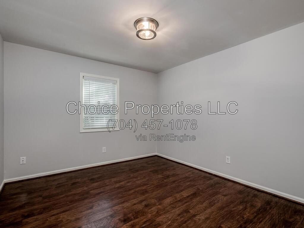 Super cute 1 bedroom, 1 bathroom, apartment in West Charlotte! property image