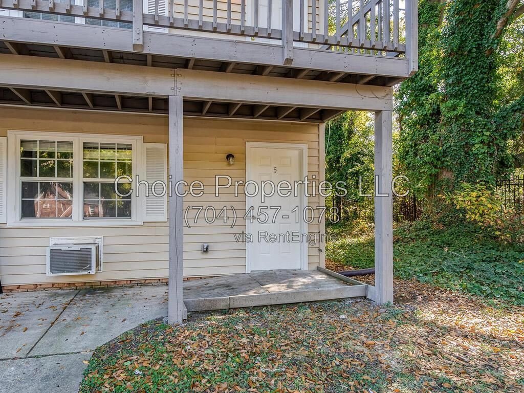 Super cute 1 bedroom, 1 bathroom, apartment in West Charlotte! property image