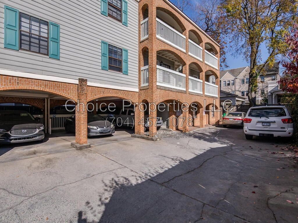 Enjoy living in the heart of Fourth Ward in Uptown Charlotte! property image