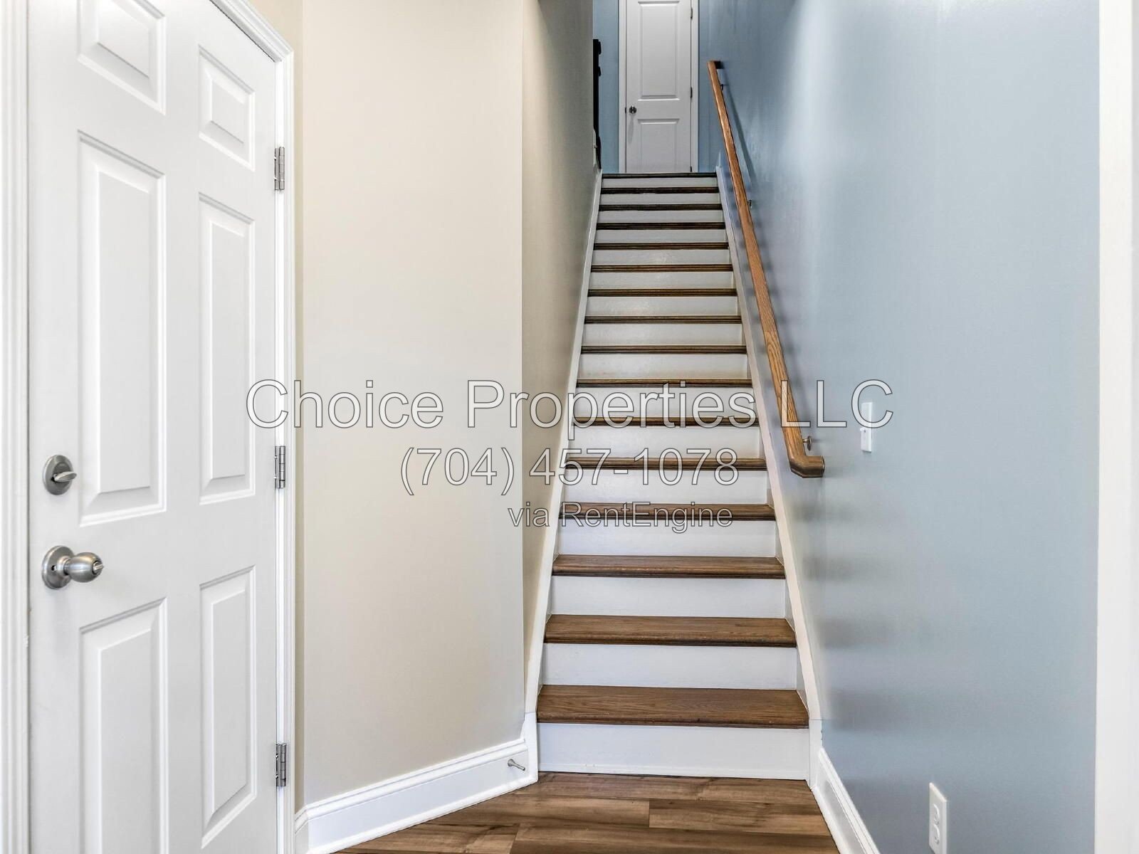 The Towns on Greenway! Two bedrooms. Two private baths, Half Bath. Greenway around the corner. Uptown minutes away. And cookies. Really good cookies. $2,250/month. property image