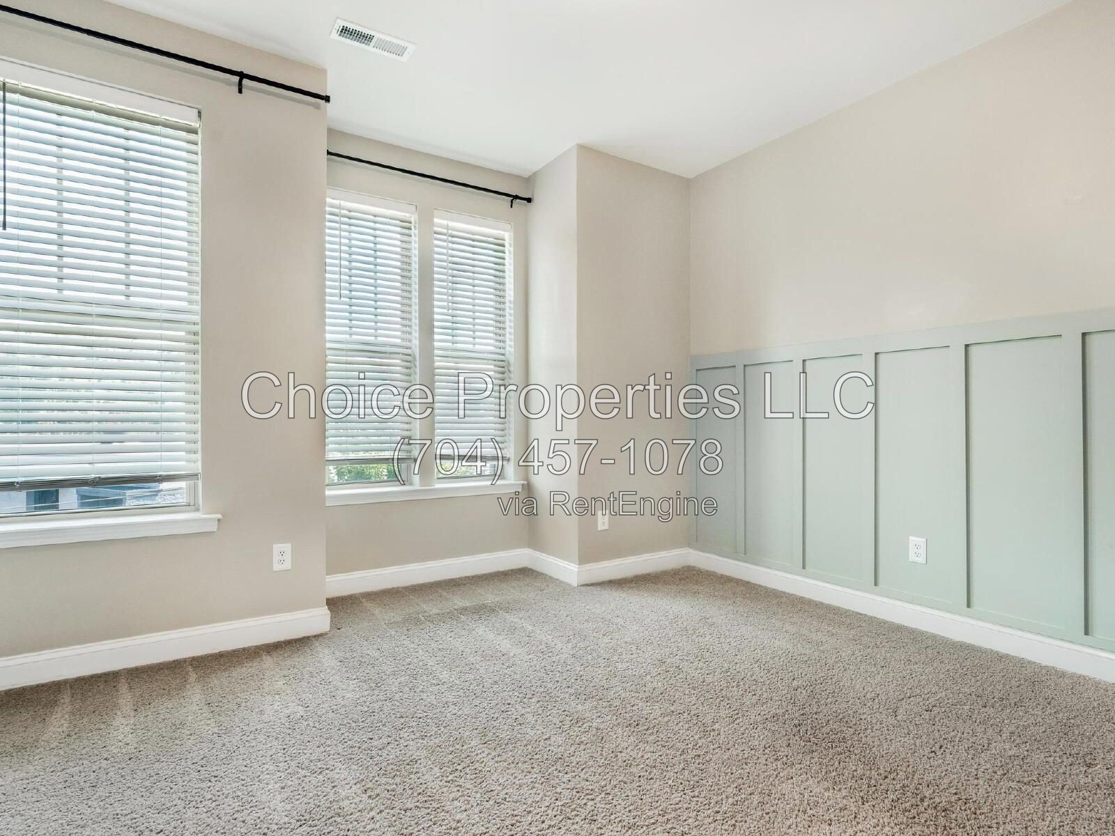 The Towns on Greenway! Two bedrooms. Two private baths, Half Bath. Greenway around the corner. Uptown minutes away. And cookies. Really good cookies. $2,250/month. property image