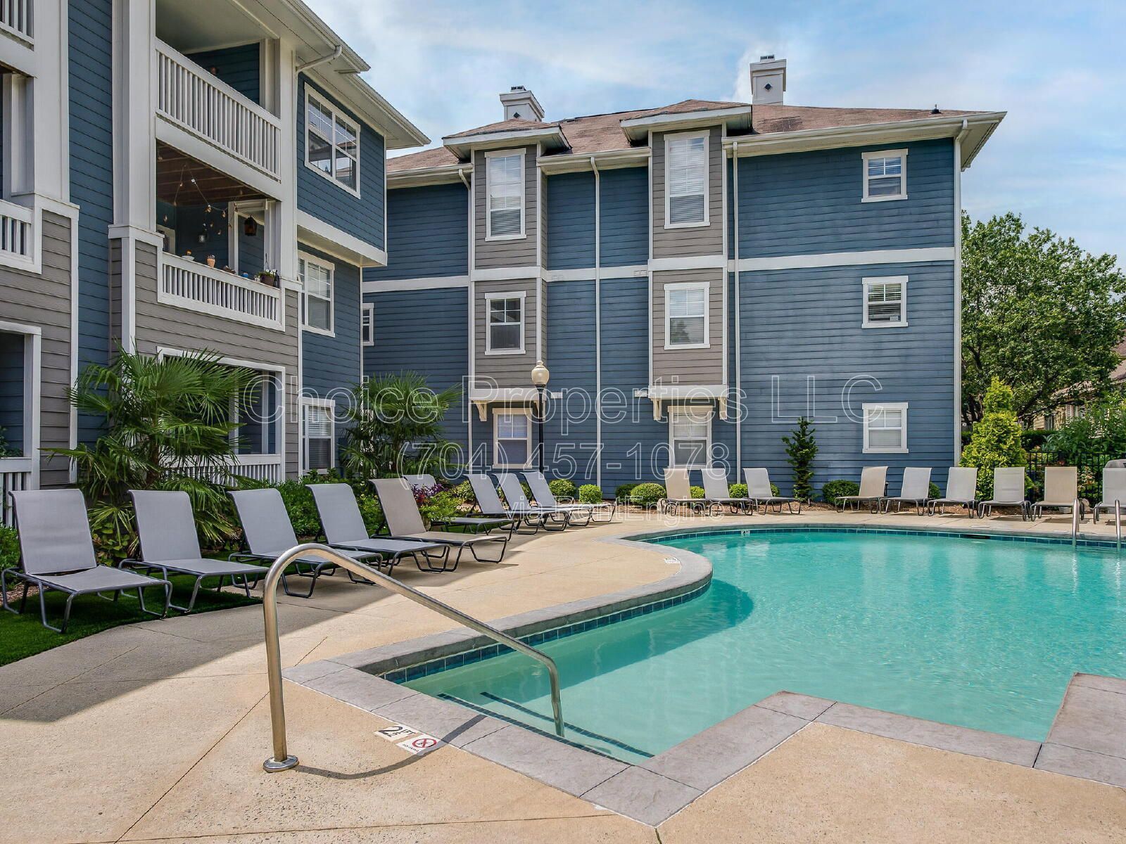Charming Dilworth Condo in Olmsted Park – Walkable, Updated, Furnished Option Available. Pool Views! property image
