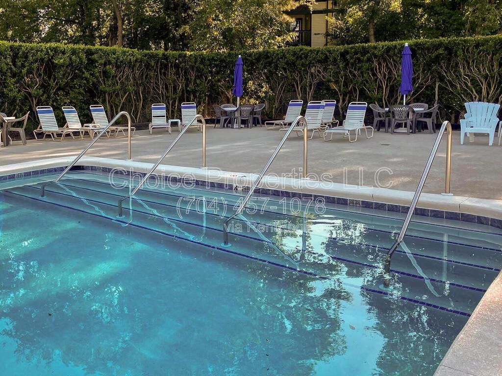 GREAT SOUTH CLT LOCATION! PRIVATE COMMUNITY-EASY TO-GET-TO NEW GREENWAY ENTRANCE OFF SHARON RD. property image