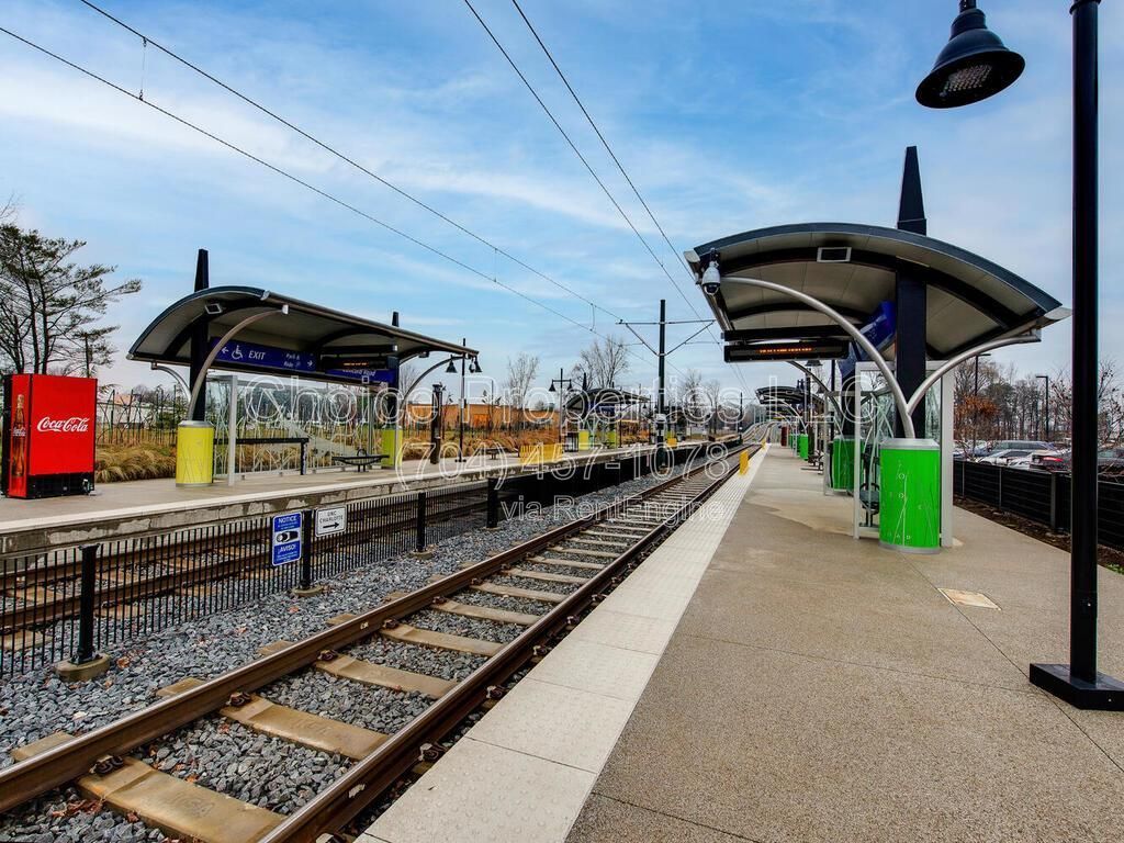 GREAT SOUTH CLT LOCATION! PRIVATE COMMUNITY-EASY TO-GET-TO NEW GREENWAY ENTRANCE OFF SHARON RD. property image