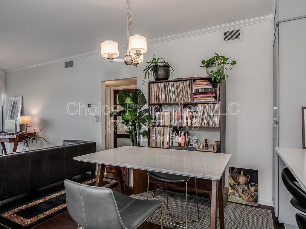 Beautifully updated 2 bedroom/2 bath condo in the heart of Fourth Ward. property image