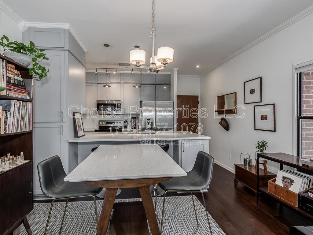 Beautifully updated 2 bedroom/2 bath condo in the heart of Fourth Ward. property image