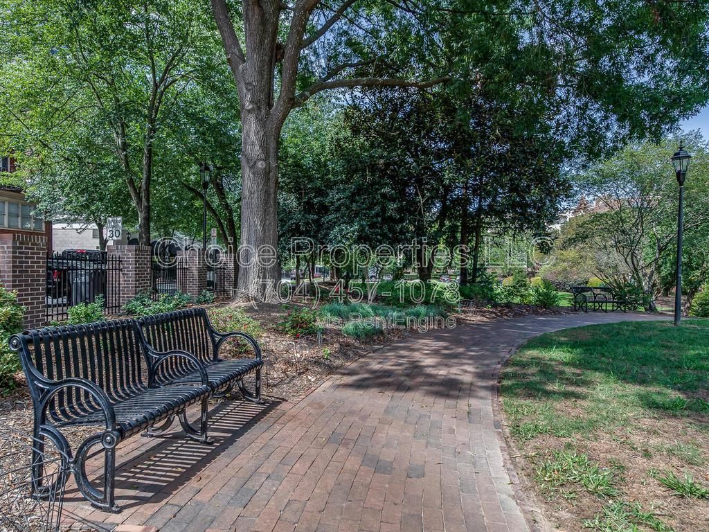 Beautifully updated 2 bedroom/2 bath condo in the heart of Fourth Ward. property image