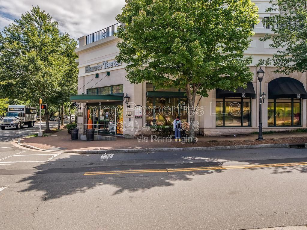 Beautifully updated 2 bedroom/2 bath condo in the heart of Fourth Ward. property image