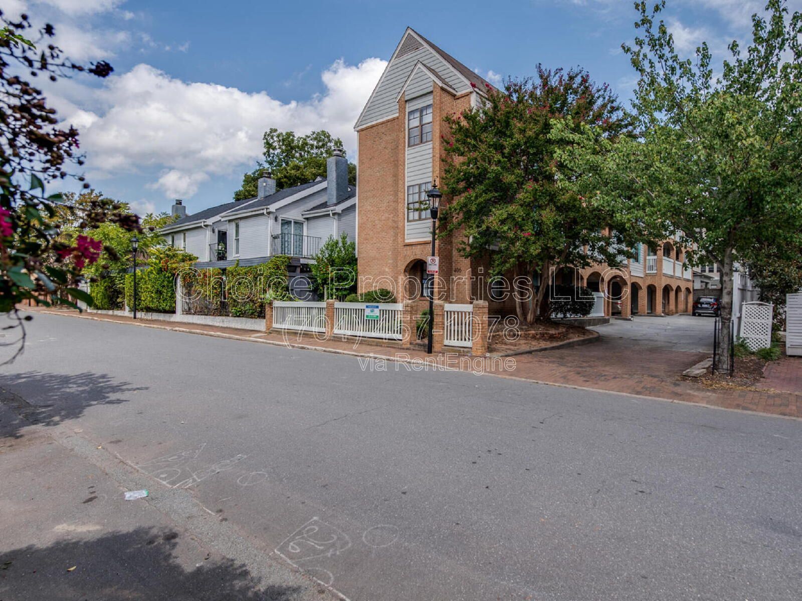 Enjoy living in the heart of Fourth Ward in Uptown Charlotte property image