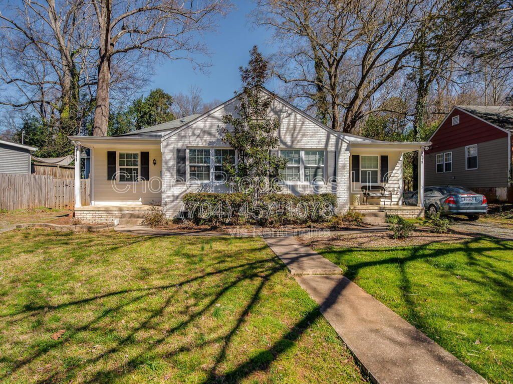 Super cute Duplex in the heart of Montford and Selwyn area property image