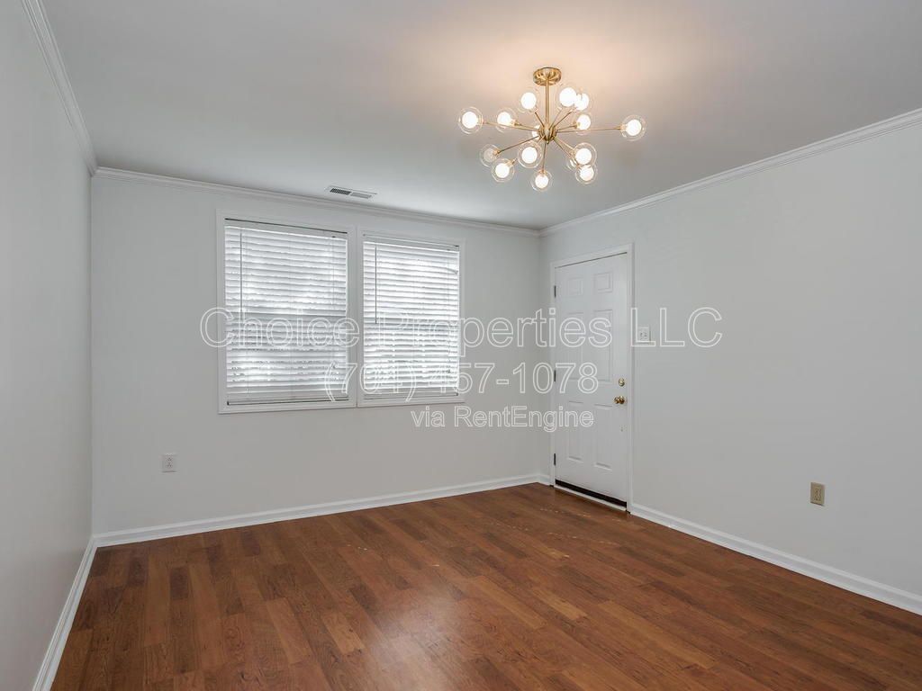 Super cute Duplex in the heart of Montford and Selwyn area property image