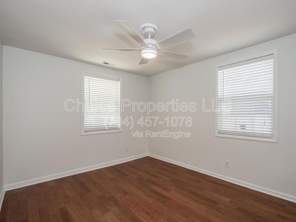 Super cute Duplex in the heart of Montford and Selwyn area property image
