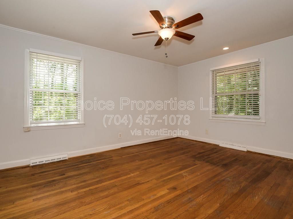 Madison Park ranch home with approx. 1 acre cul-de-sac lot that backs up to Marion Dahl/Queens Sports center! property image