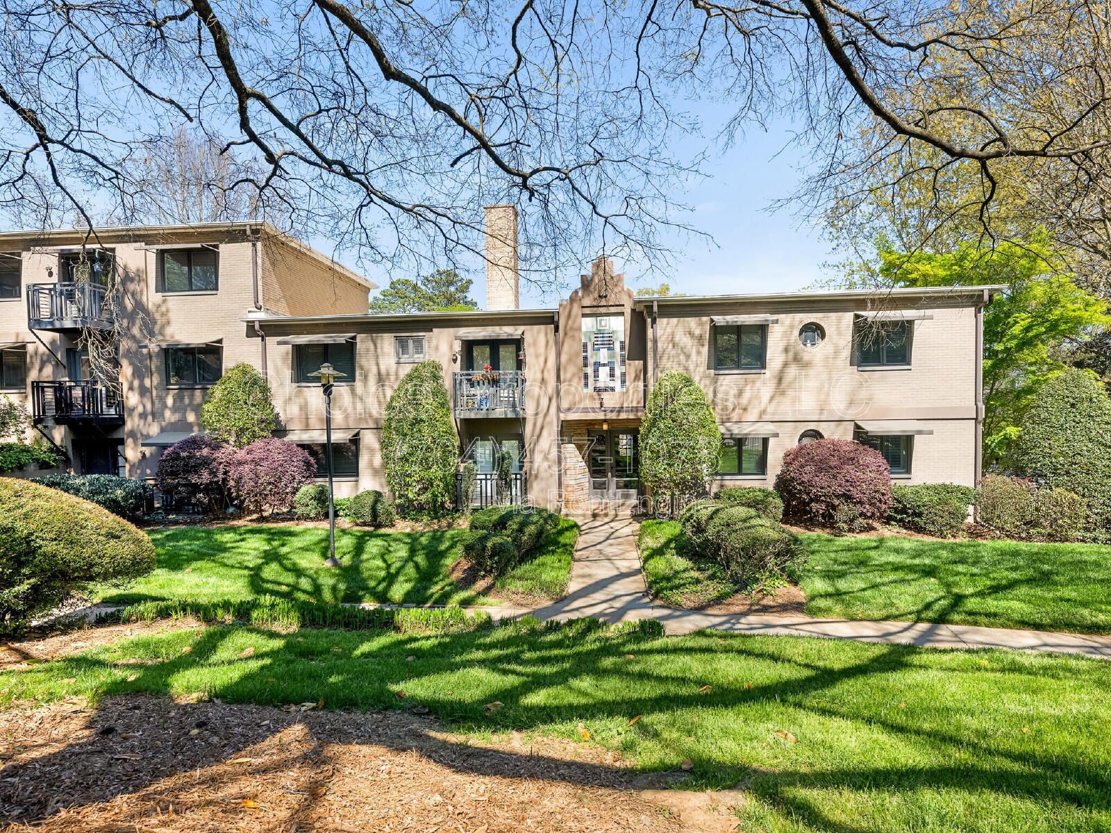 Graced with a prime location, in the heart of vibrant Charlotte property image