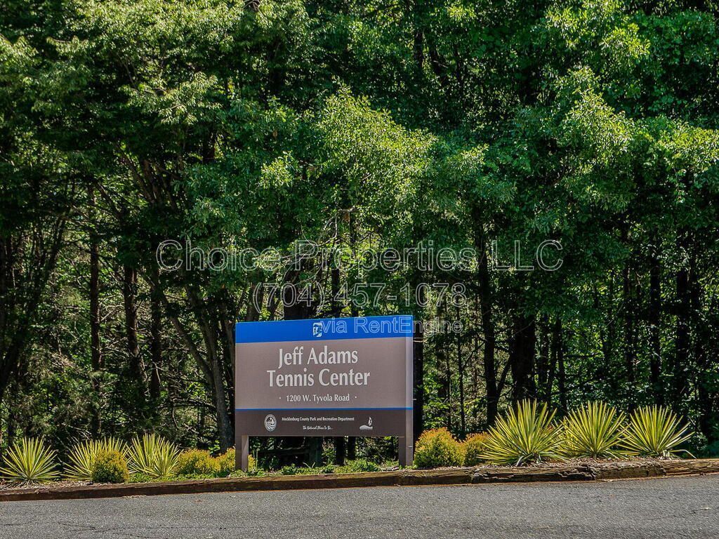 Built in 2022 and waiting for you to move right on in! property image