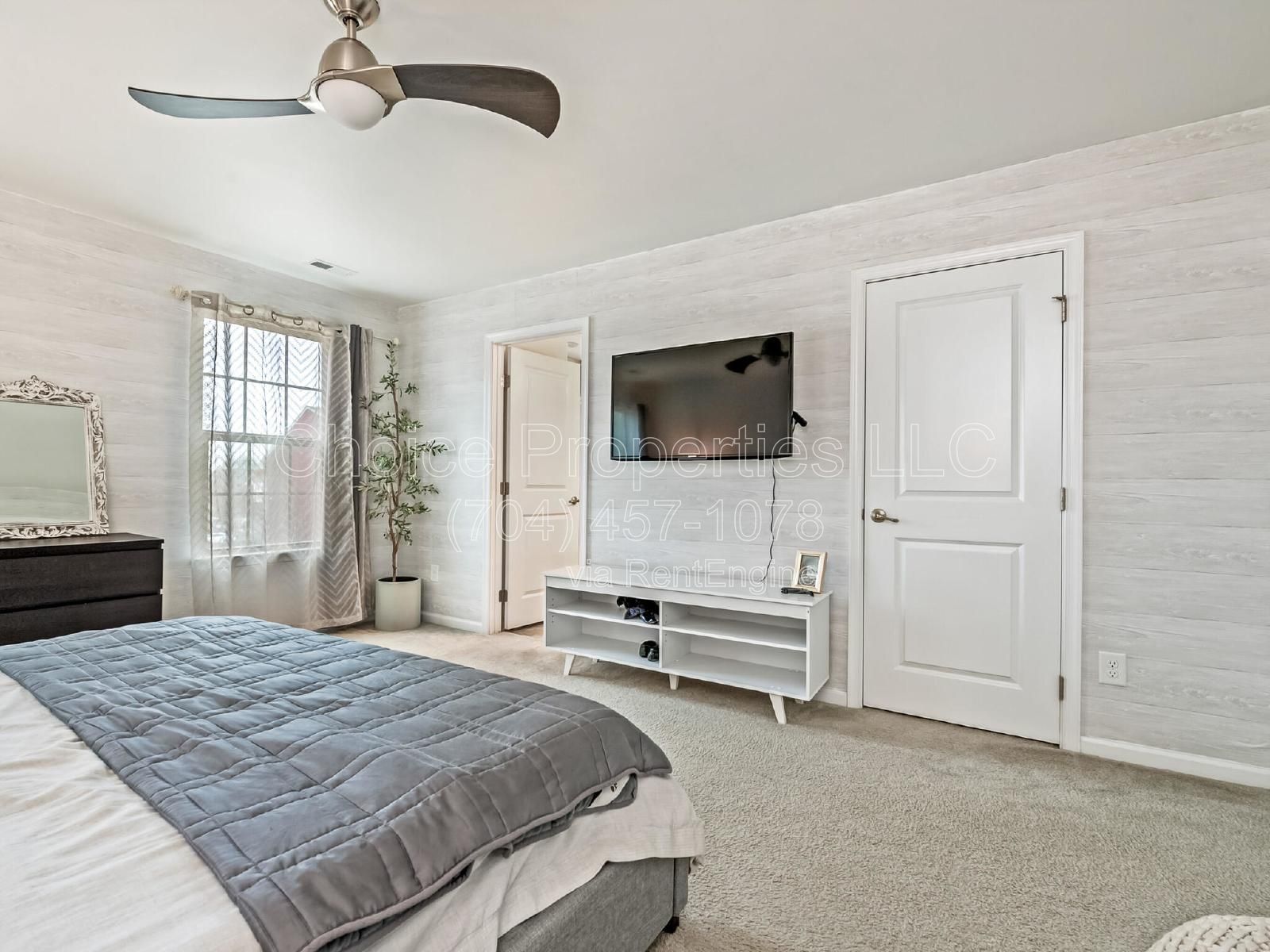 Beautiful townhome in a super cute Community! property image