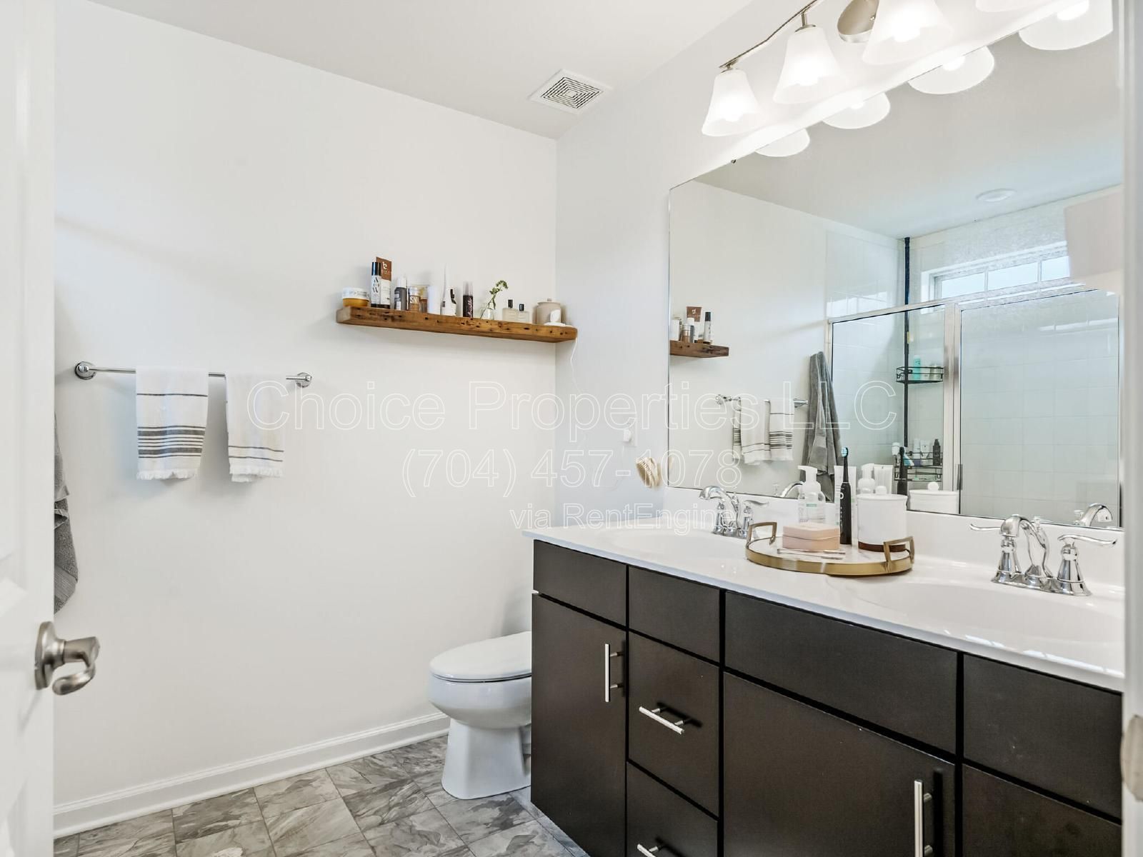 Beautiful townhome in a super cute Community! property image