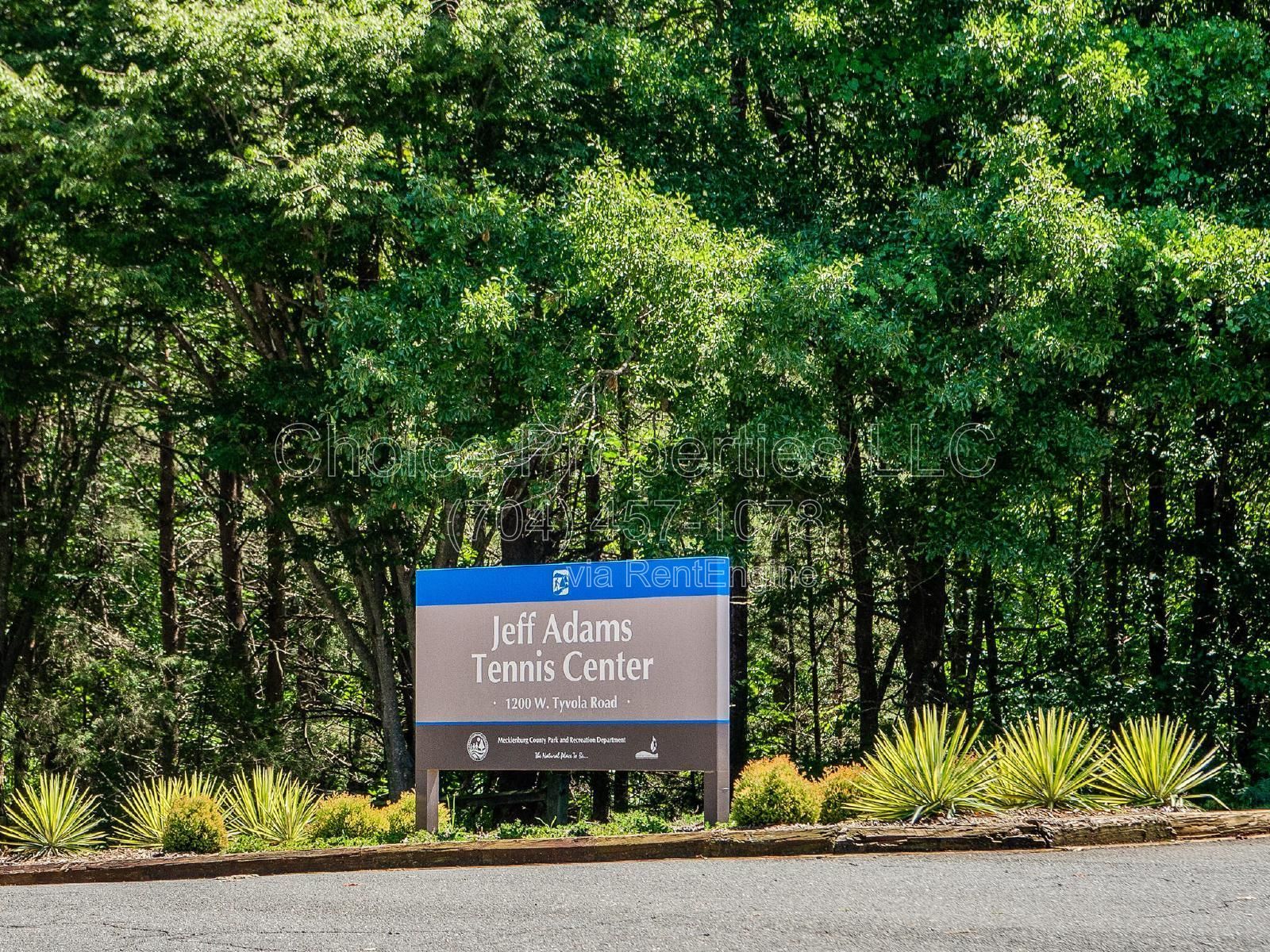 Beautiful townhome in a super cute Community! property image