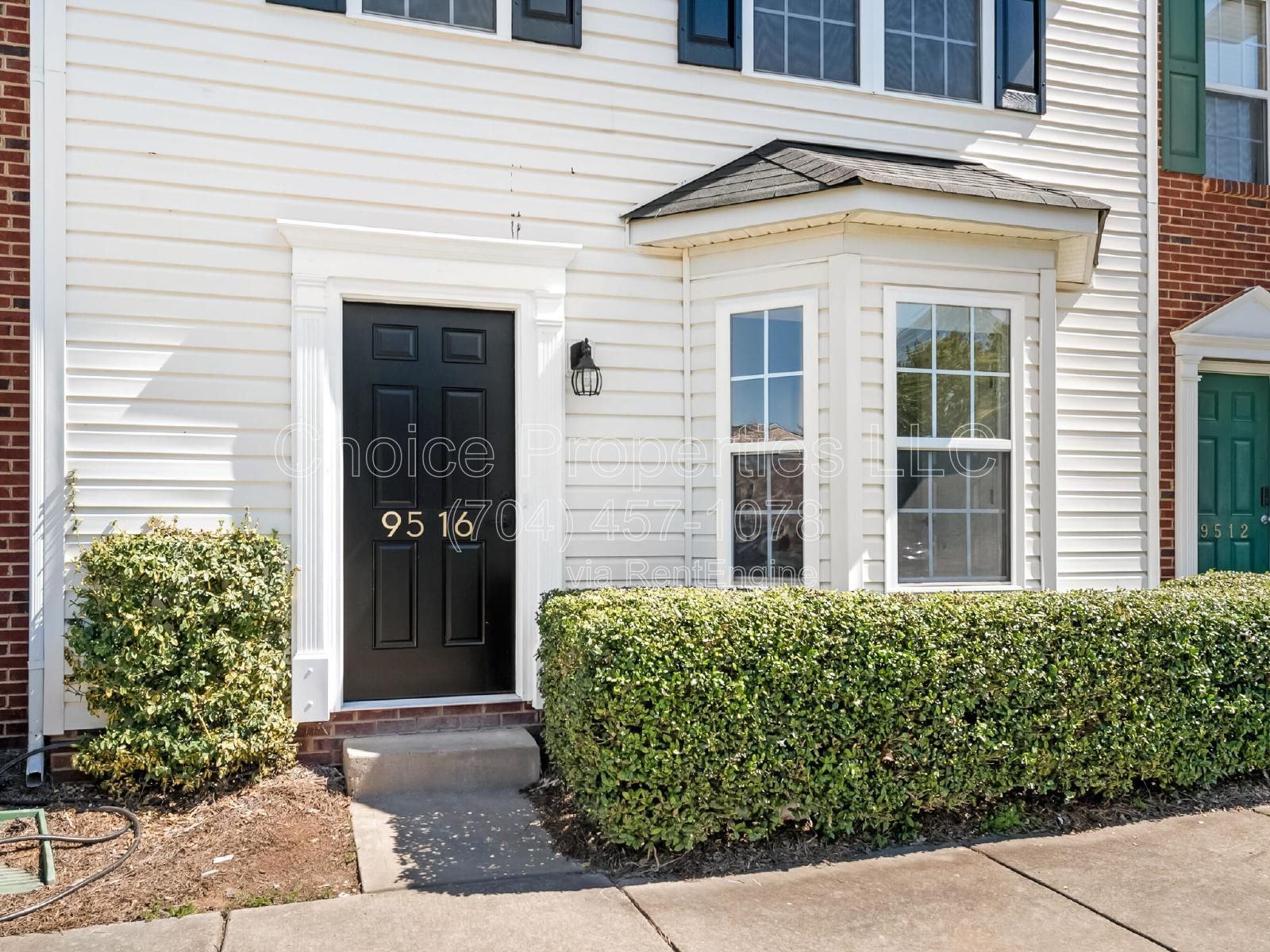 Don't miss this townhome! property image