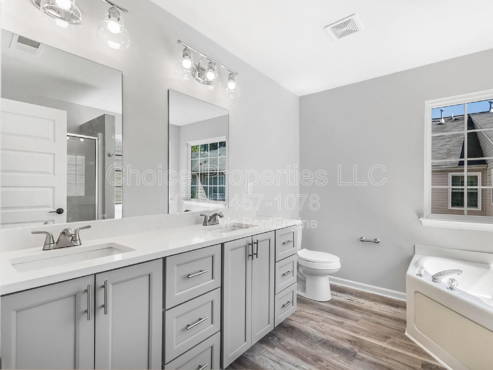 Don't miss this townhome! property image