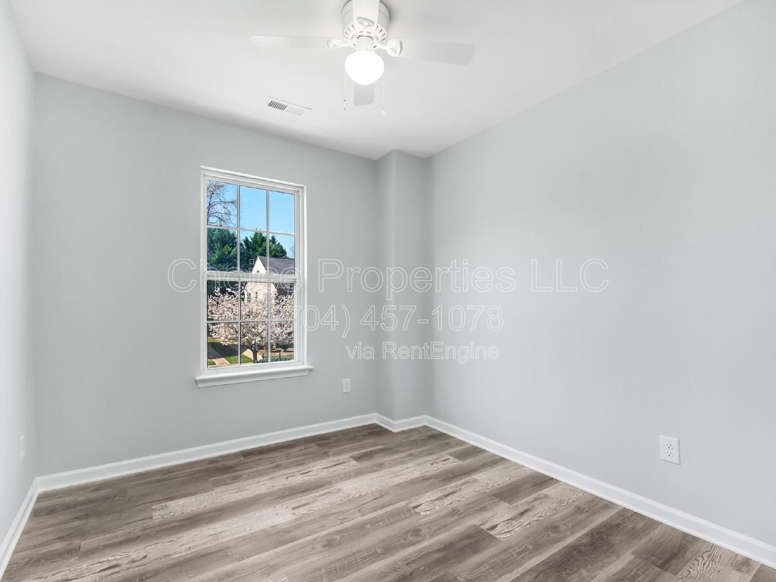 Don't miss this townhome! property image