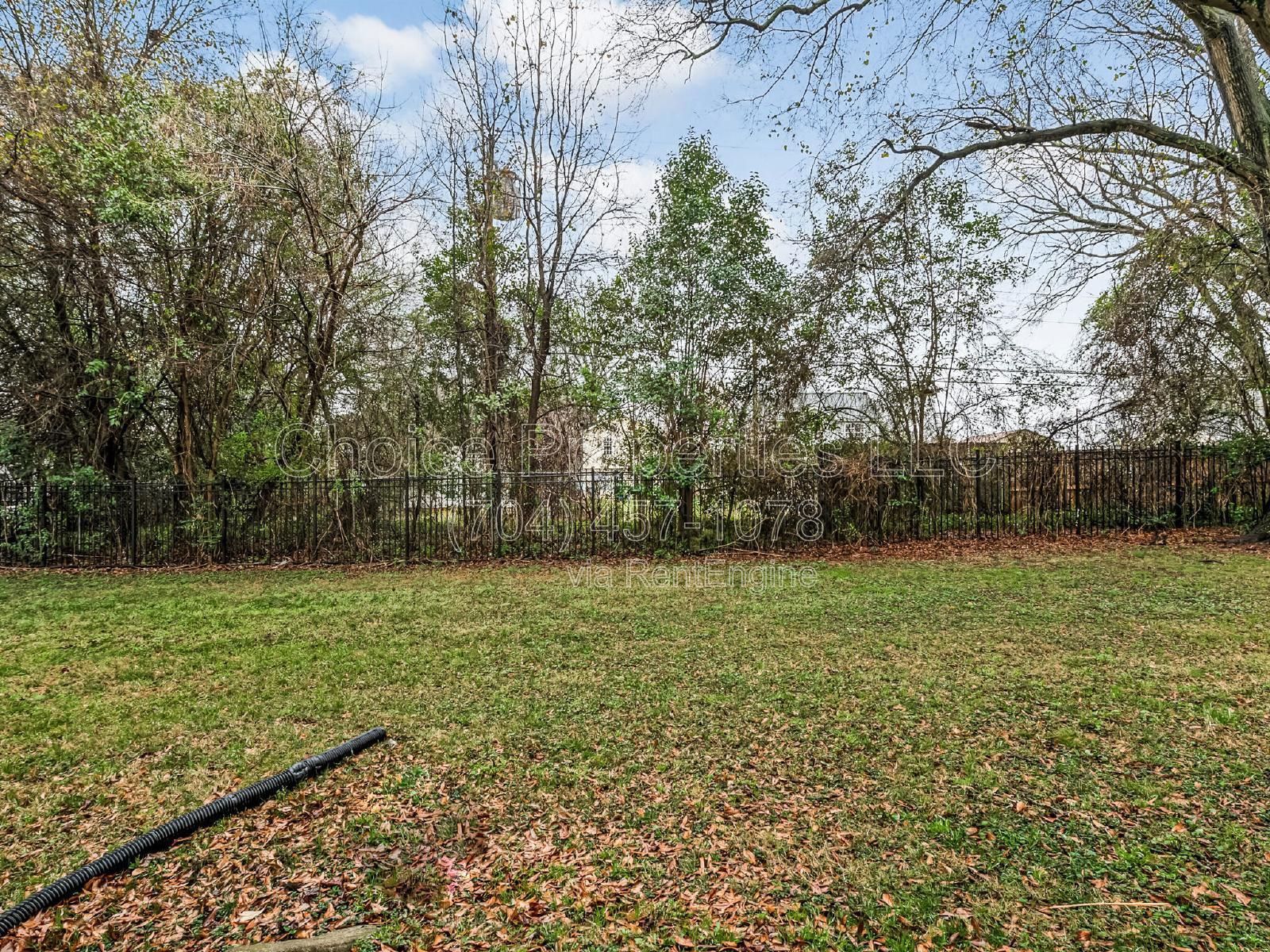 Super cute 1 bedroom, 1 bathroom apartment in West Charlotte! property image