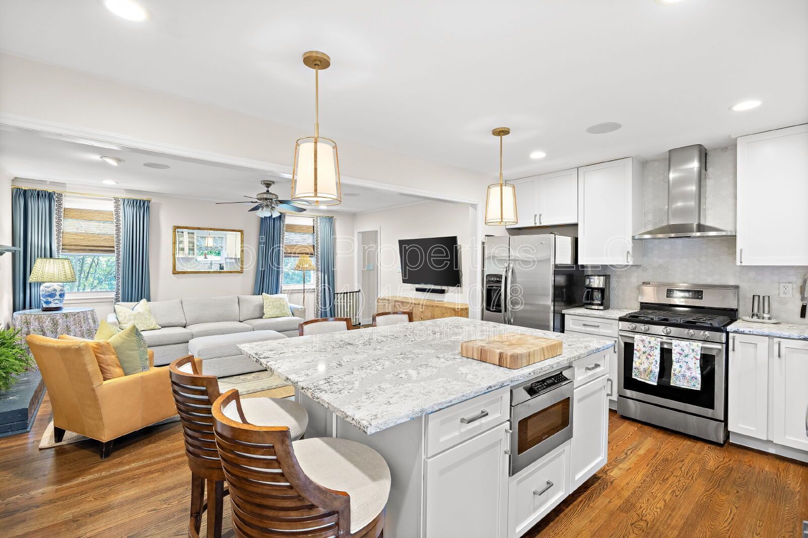 Charming 3-Bed Sanctuary with 3.5 Baths and tons of Comfort in Charlotte! property image
