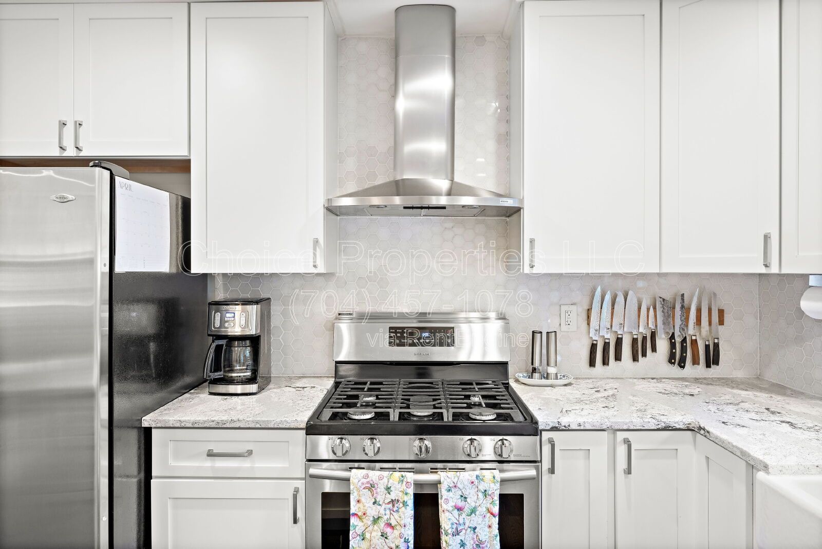 Charming 3-Bed Sanctuary with 3.5 Baths and tons of Comfort in Charlotte! property image