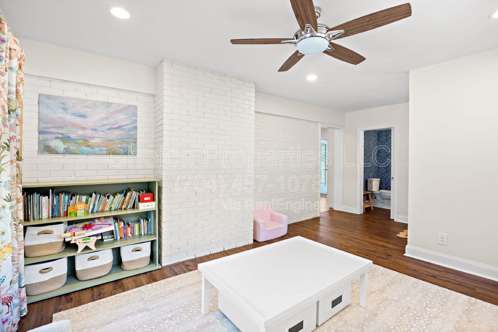 Charming 3-Bed Sanctuary with 3.5 Baths and tons of Comfort in Charlotte! property image