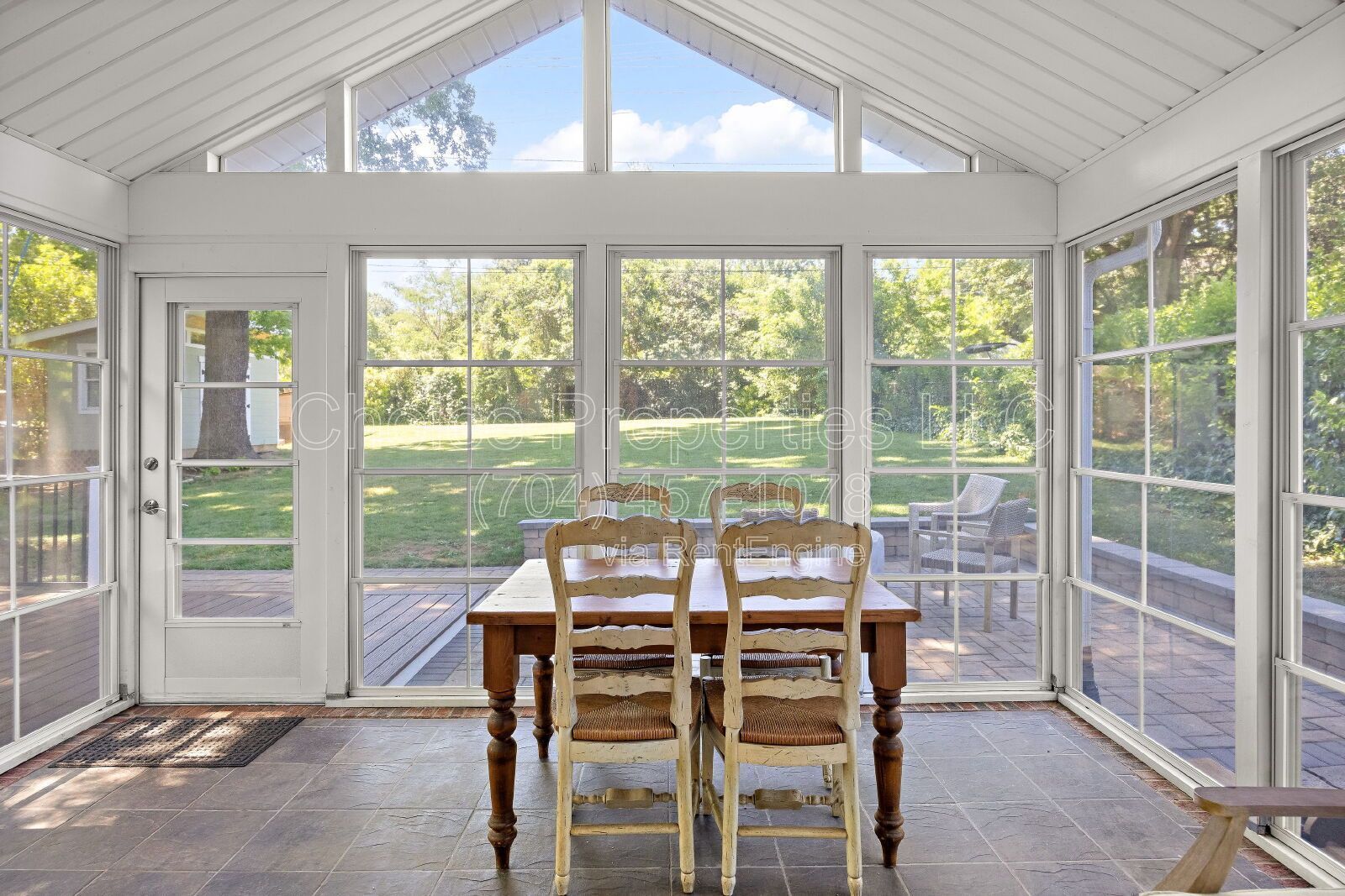 Charming 3-Bed Sanctuary with 3.5 Baths and tons of Comfort in Charlotte! property image