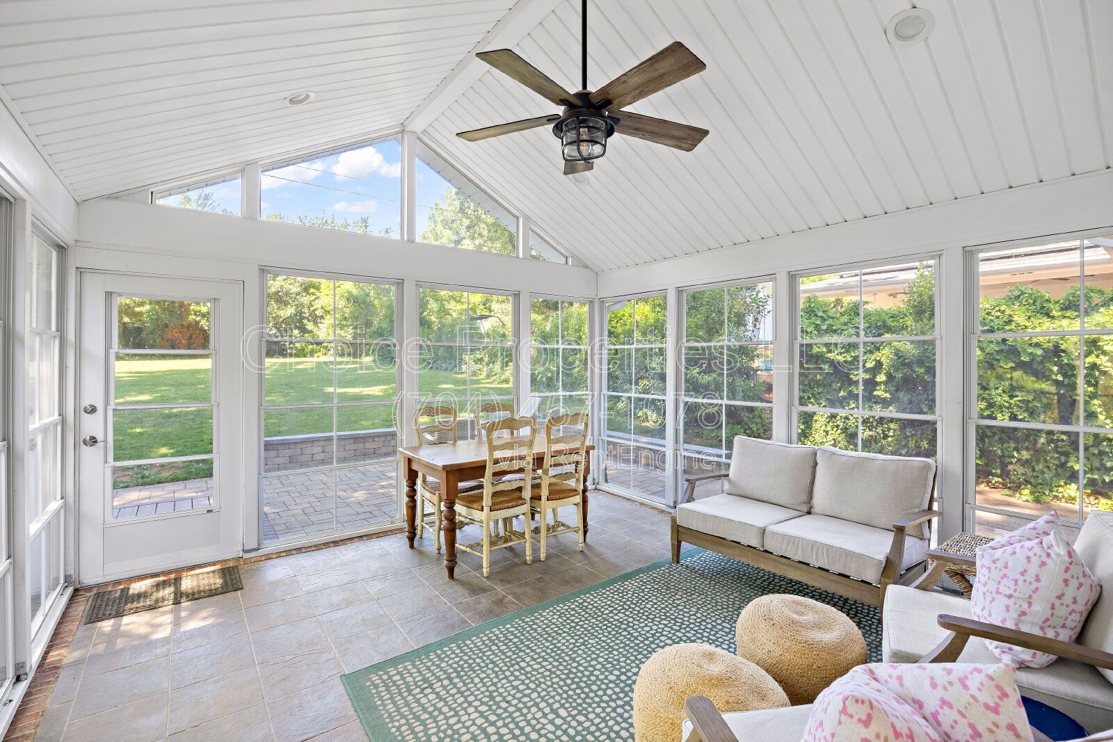 Charming 3-Bed Sanctuary with 3.5 Baths and tons of Comfort in Charlotte! property image