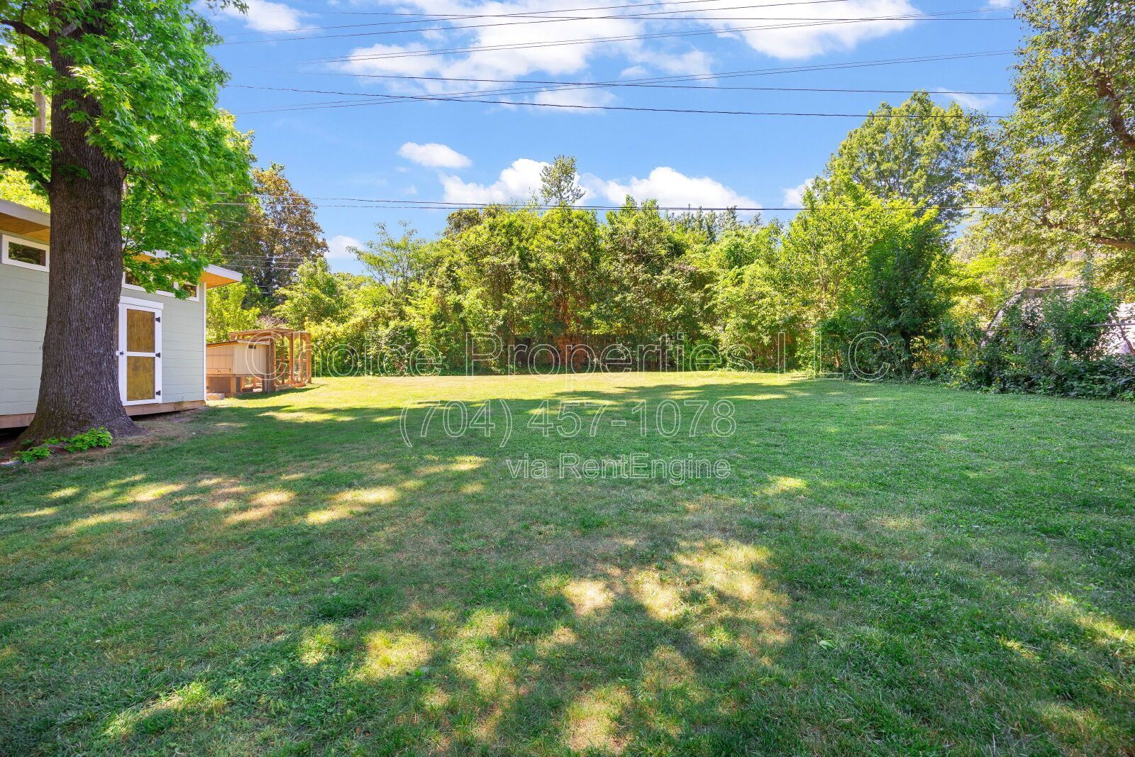 Charming 3-Bed Sanctuary with 3.5 Baths and tons of Comfort in Charlotte! property image