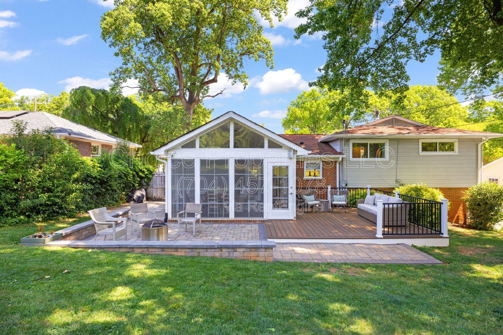 Charming 3-Bed Sanctuary with 3.5 Baths and tons of Comfort in Charlotte! property image