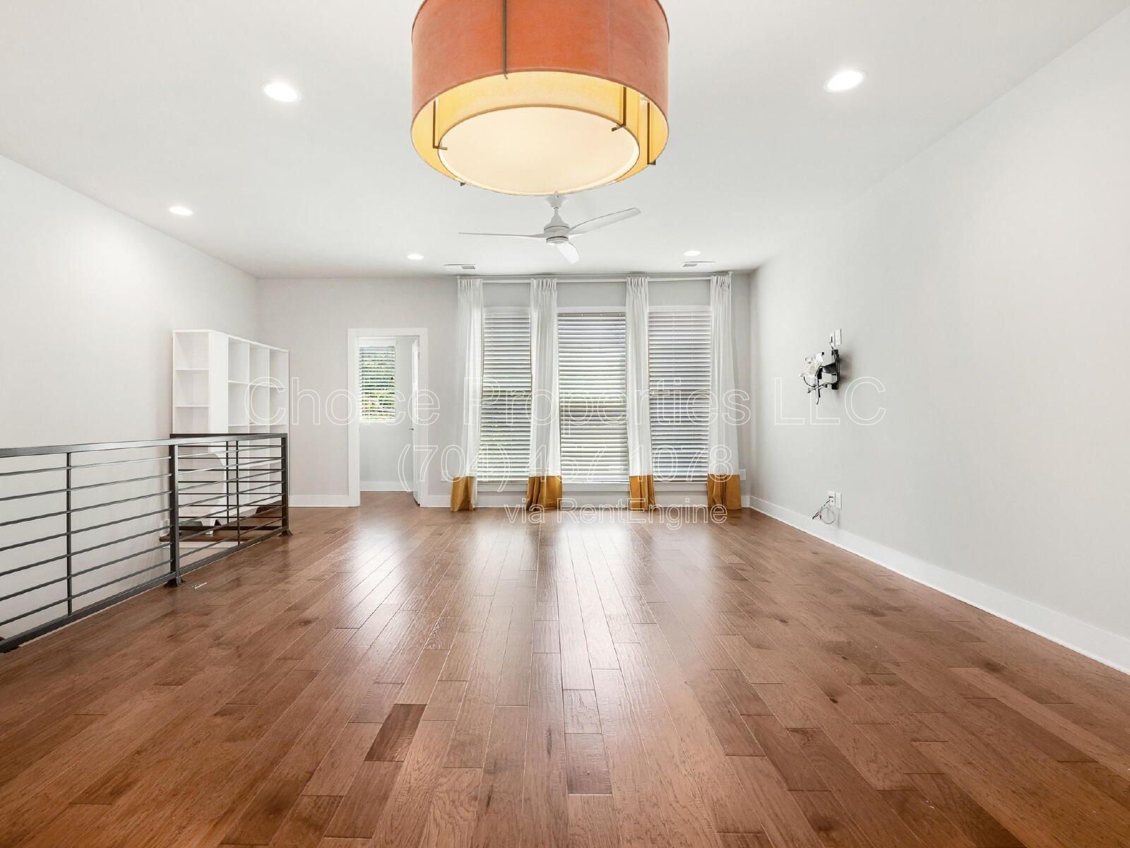 Spacious 3-Bed Condo Retreat with 3.5 Baths in Prime Charlotte Location – 2070 Sq Ft of Modern Living! property image