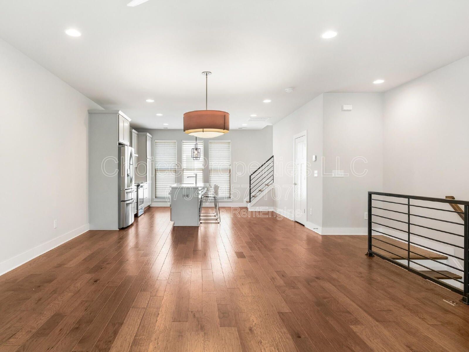 Spacious 3-Bed Condo Retreat with 3.5 Baths in Prime Charlotte Location – 2070 Sq Ft of Modern Living! property image