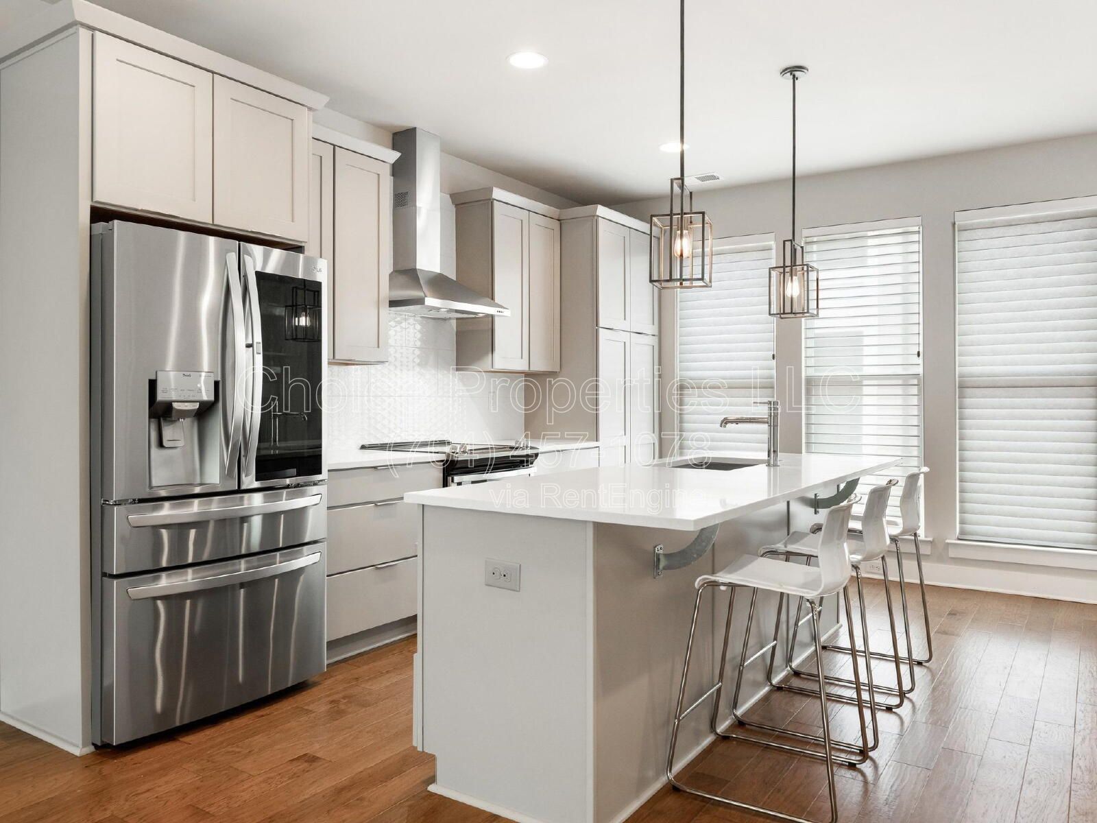 Spacious 3-Bed Condo Retreat with 3.5 Baths in Prime Charlotte Location – 2070 Sq Ft of Modern Living! property image